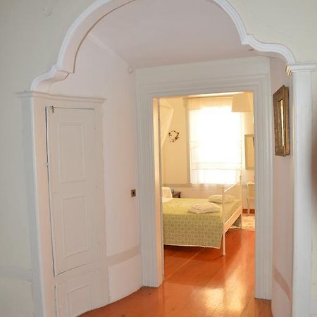 Molivos Tower Villa Митимна Стая снимка