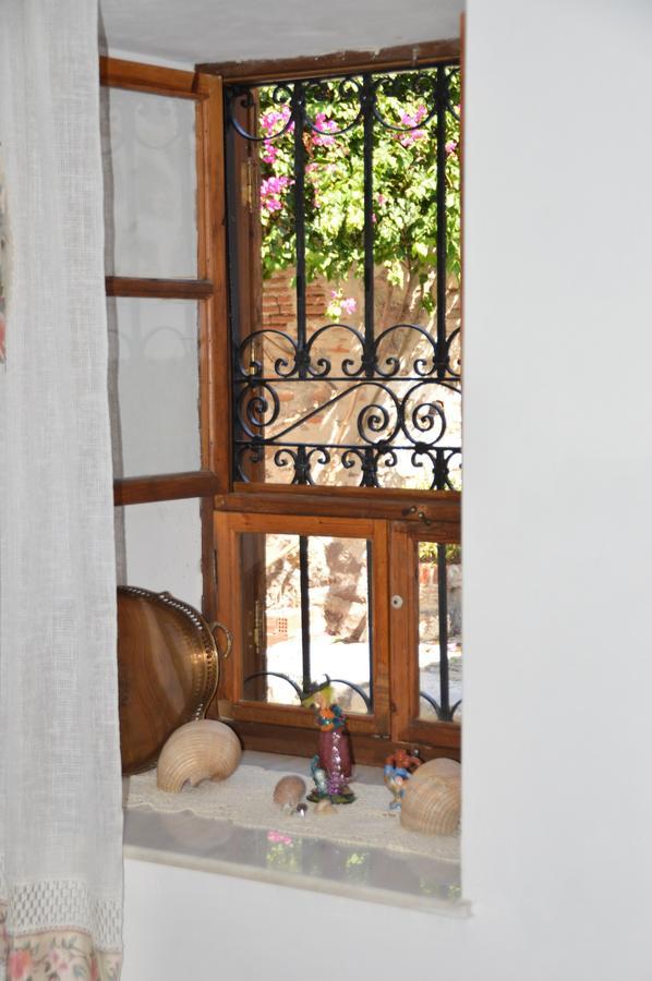 Molivos Tower Villa Митимна Стая снимка