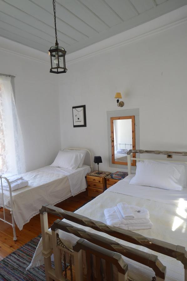 Molivos Tower Villa Митимна Стая снимка