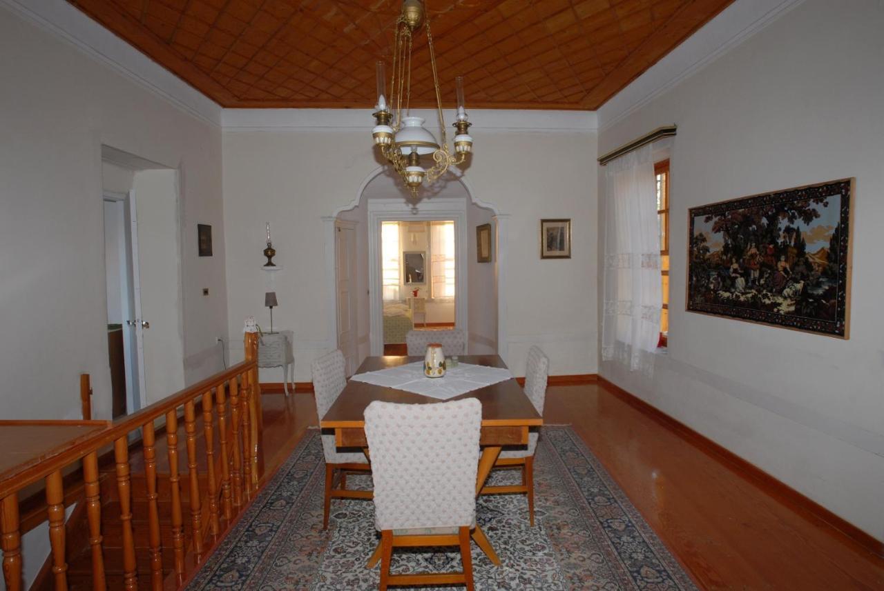 Molivos Tower Villa Митимна Екстериор снимка