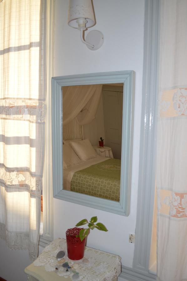 Molivos Tower Villa Митимна Екстериор снимка