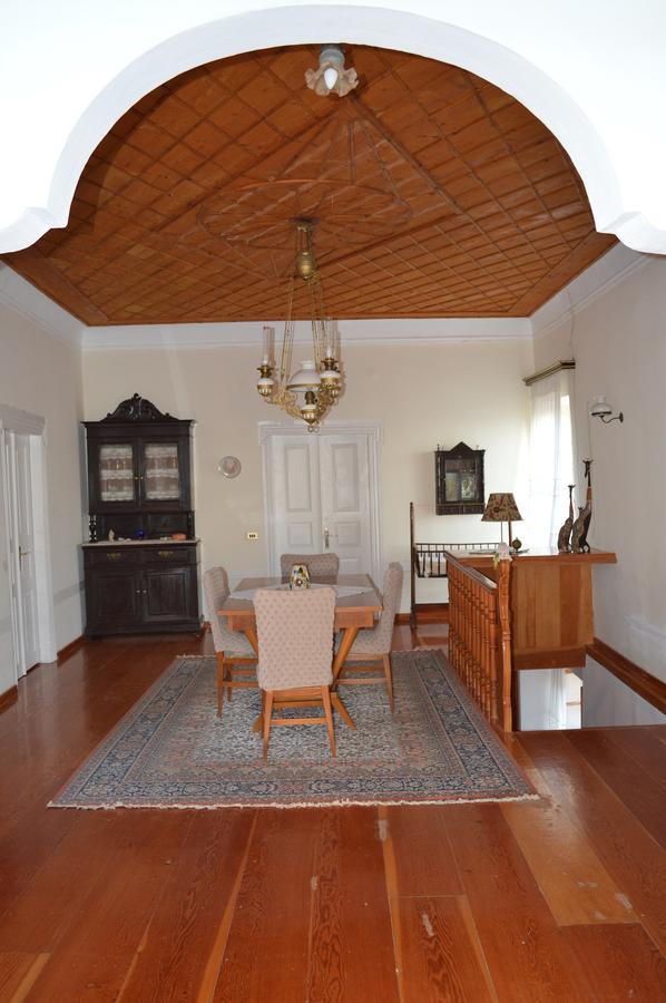 Molivos Tower Villa Митимна Екстериор снимка